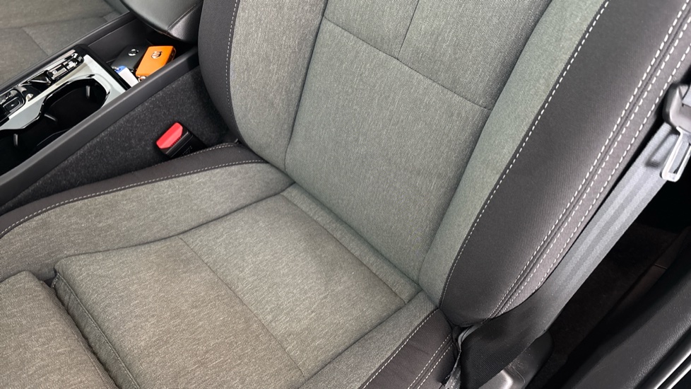 VOLVO XC40 stained