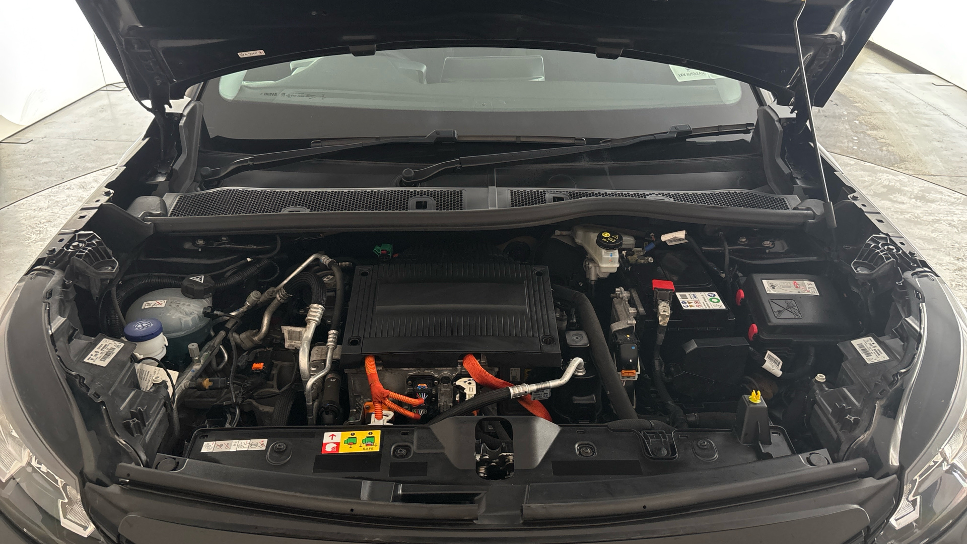 Peugeot 2008 100kW Allure Premium 50kWh 5dr Auto