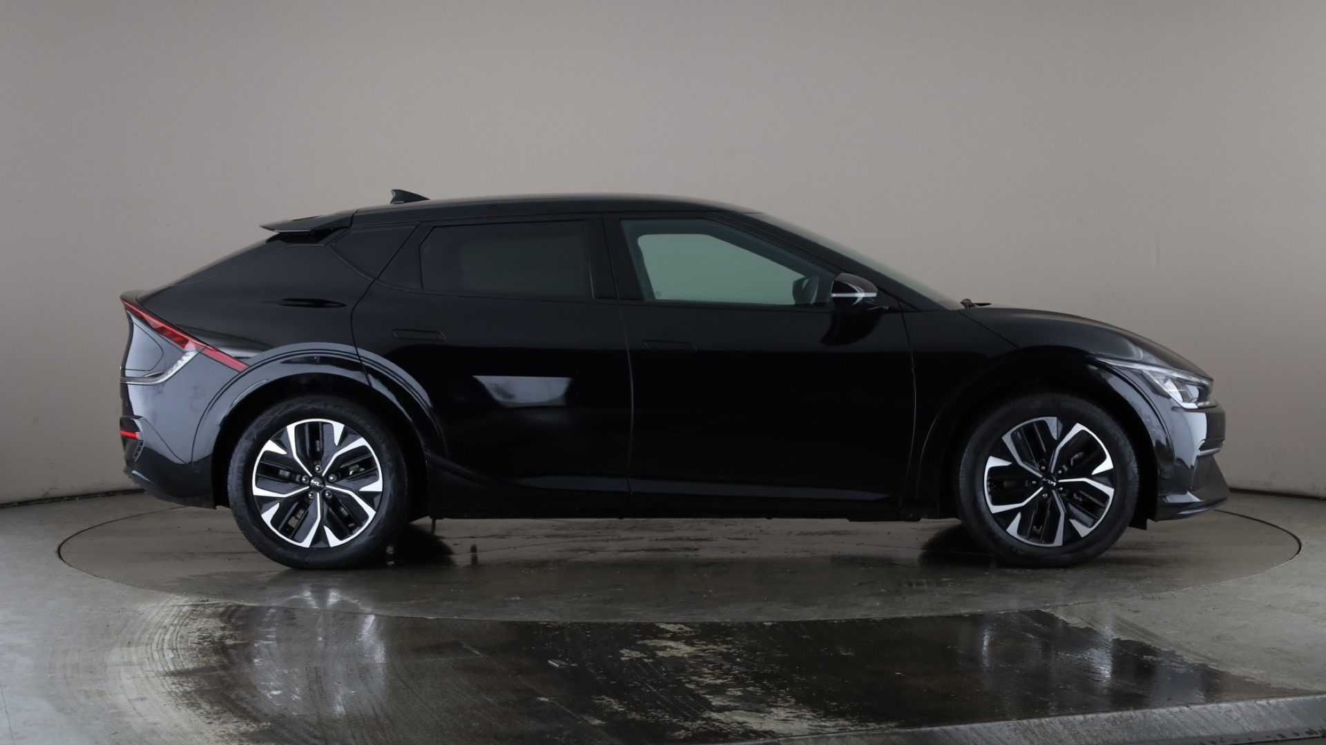 4020812 236kW GT Line 77.4kWh 5dr AWD Auto