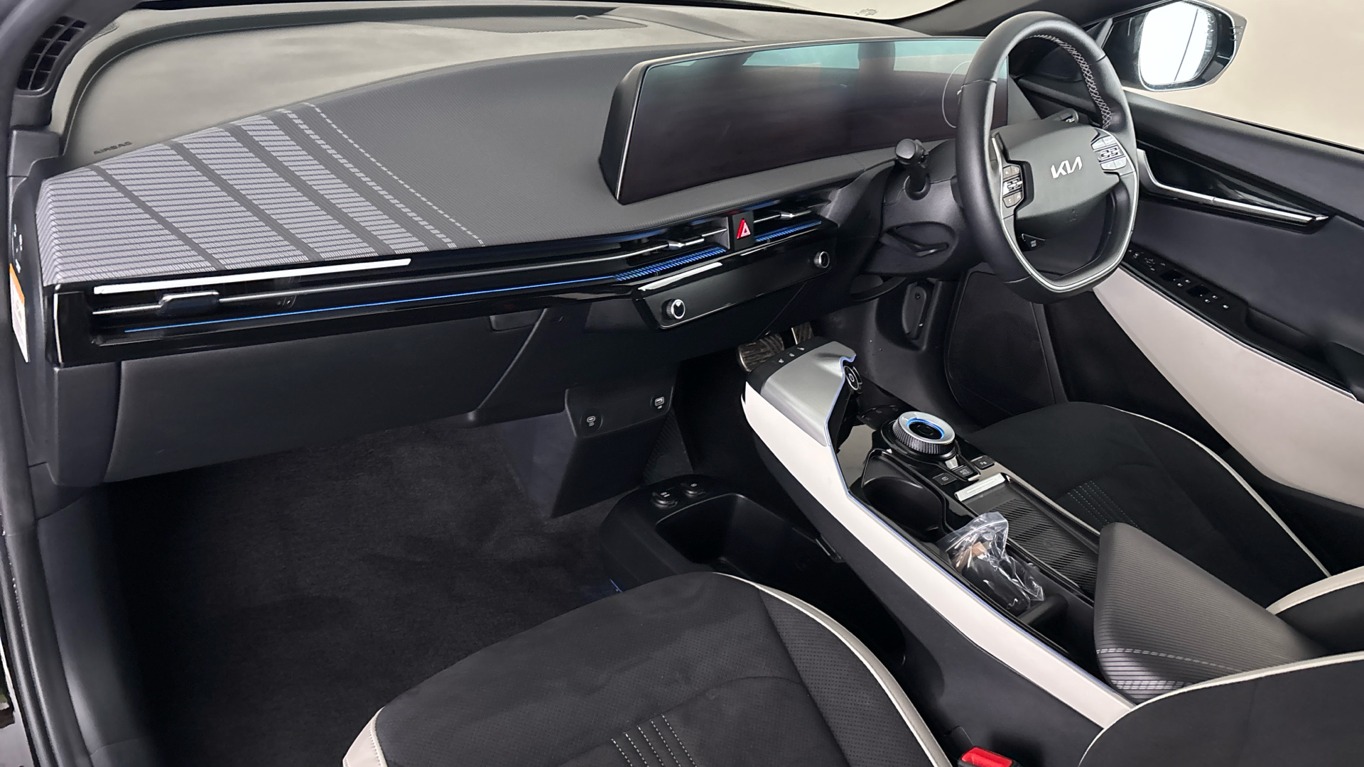 4020812 236kW GT Line 77.4kWh 5dr AWD Auto