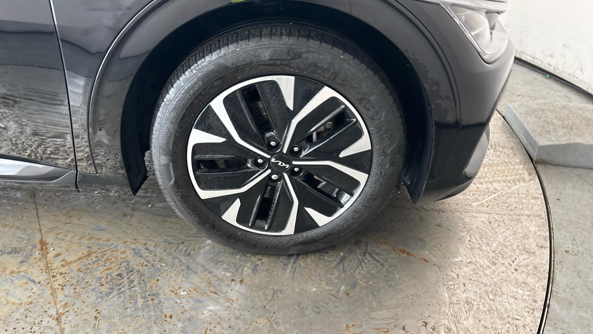 4020812 236kW GT Line 77.4kWh 5dr AWD Auto