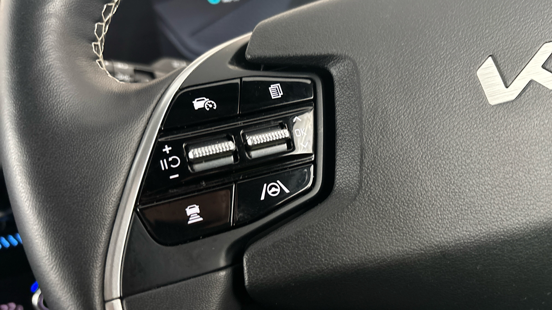 4020812 236kW GT Line 77.4kWh 5dr AWD Auto