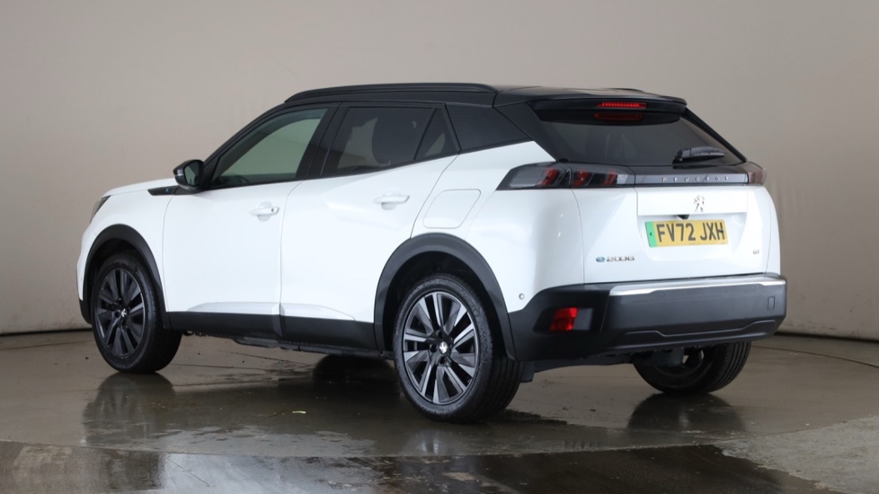 PEUGEOT 2008 Image 3