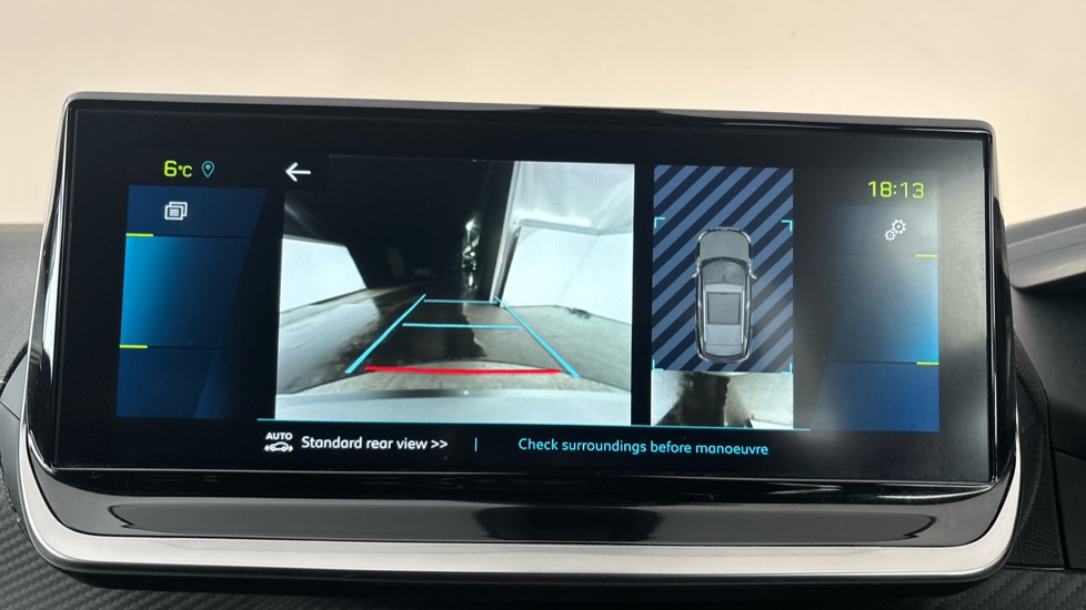 PEUGEOT 2008 Reverse camera