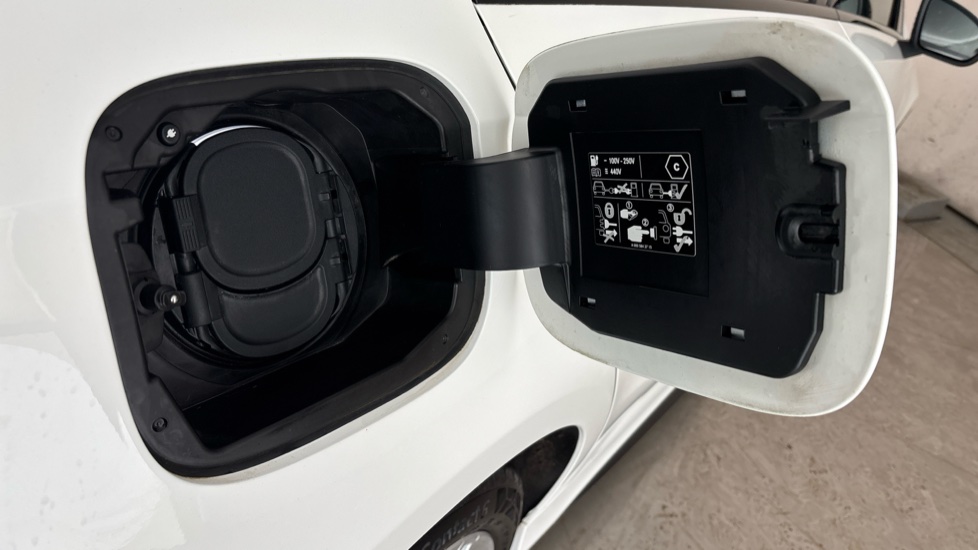 MERCEDES A CLASS Image 21