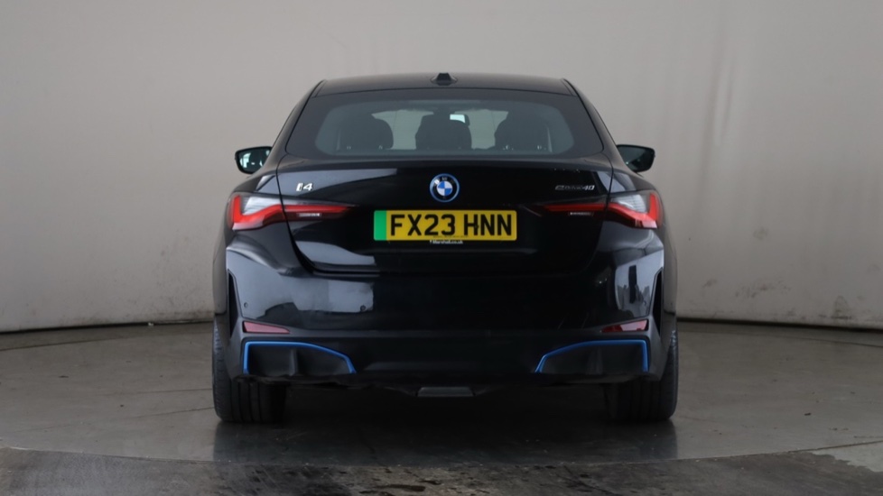 BMW I4 Image 4