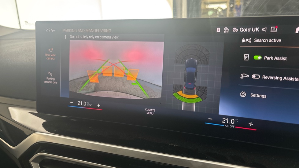 BMW I4 reverse camera