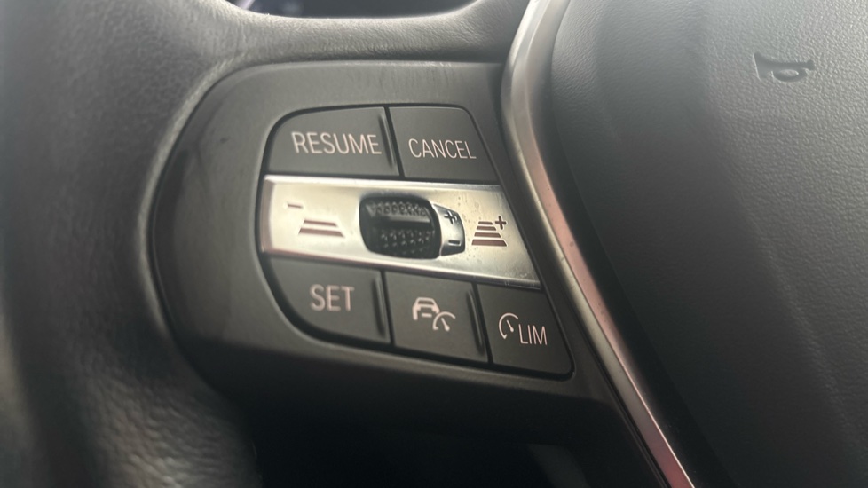 BMW I4 cruise control