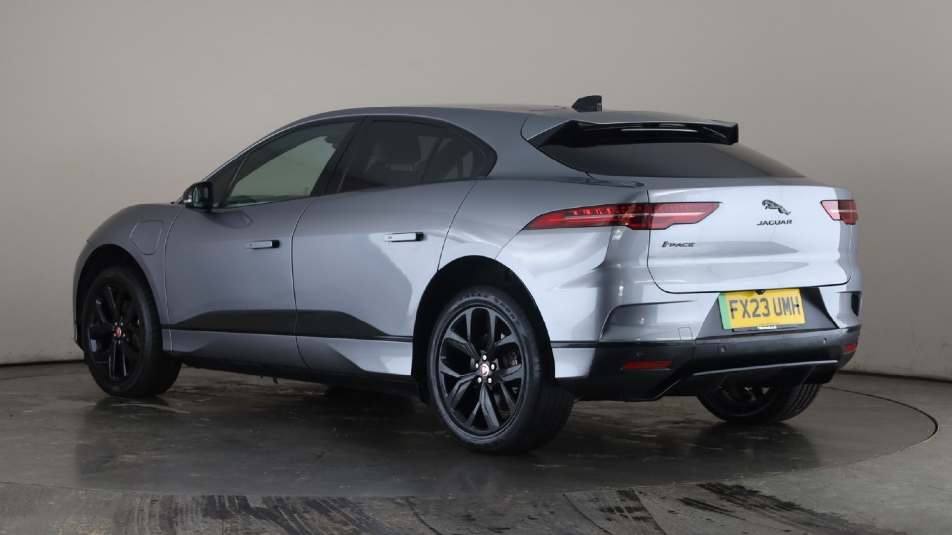 294kW EV400 Black 90kWh 5dr Auto [11kW Charger]