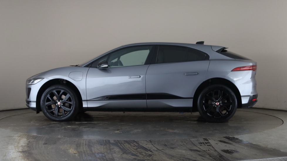 JAGUAR I-PACE Image 2