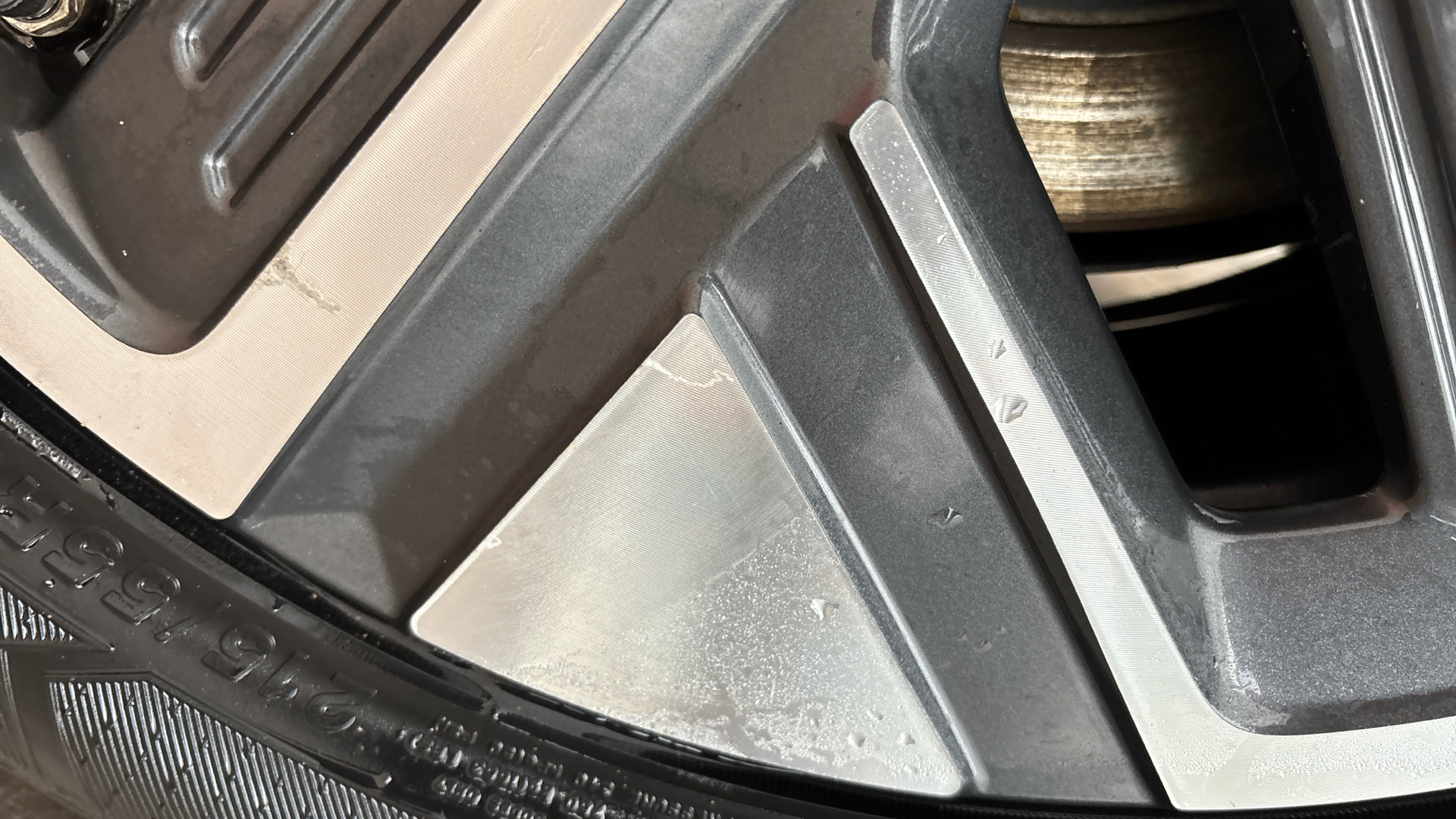 4027709 150kW Premium 64kWh 5dr Auto