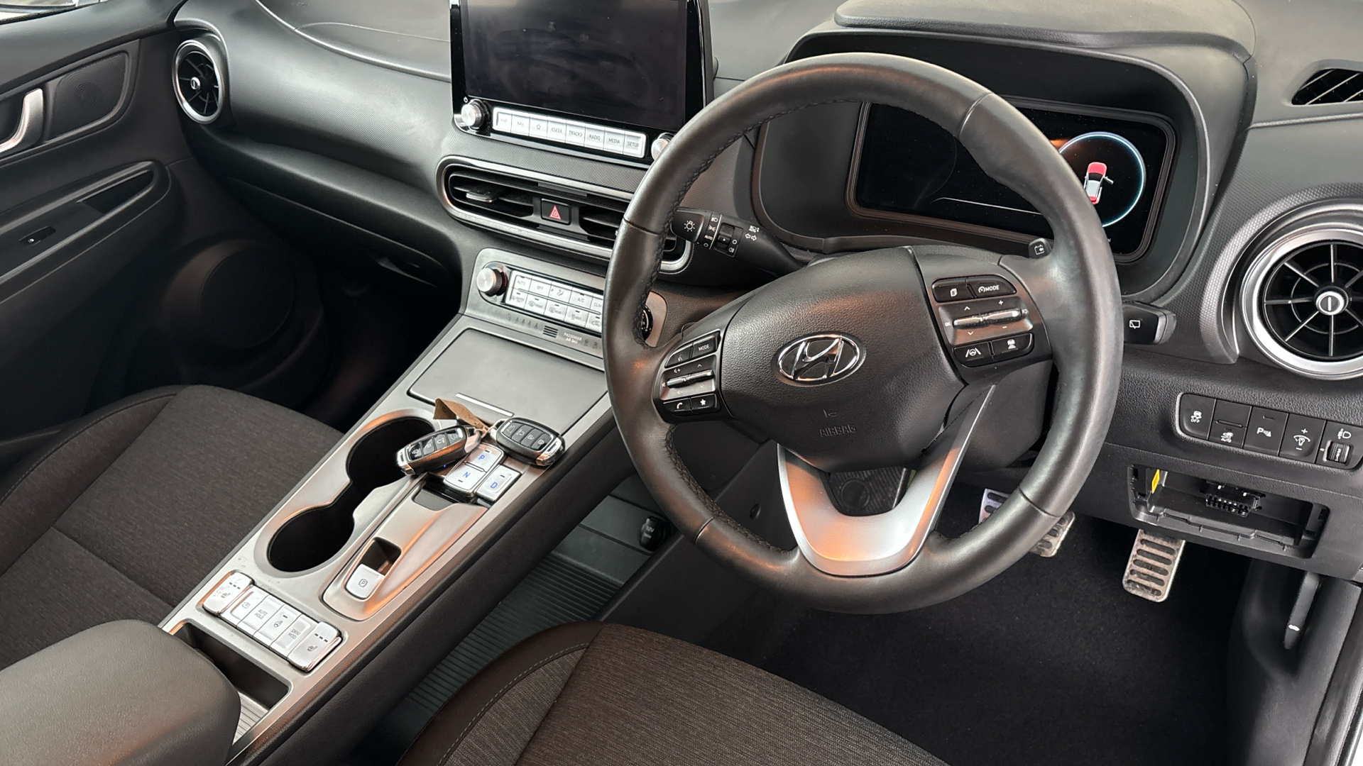 4027709 150kW Premium 64kWh 5dr Auto