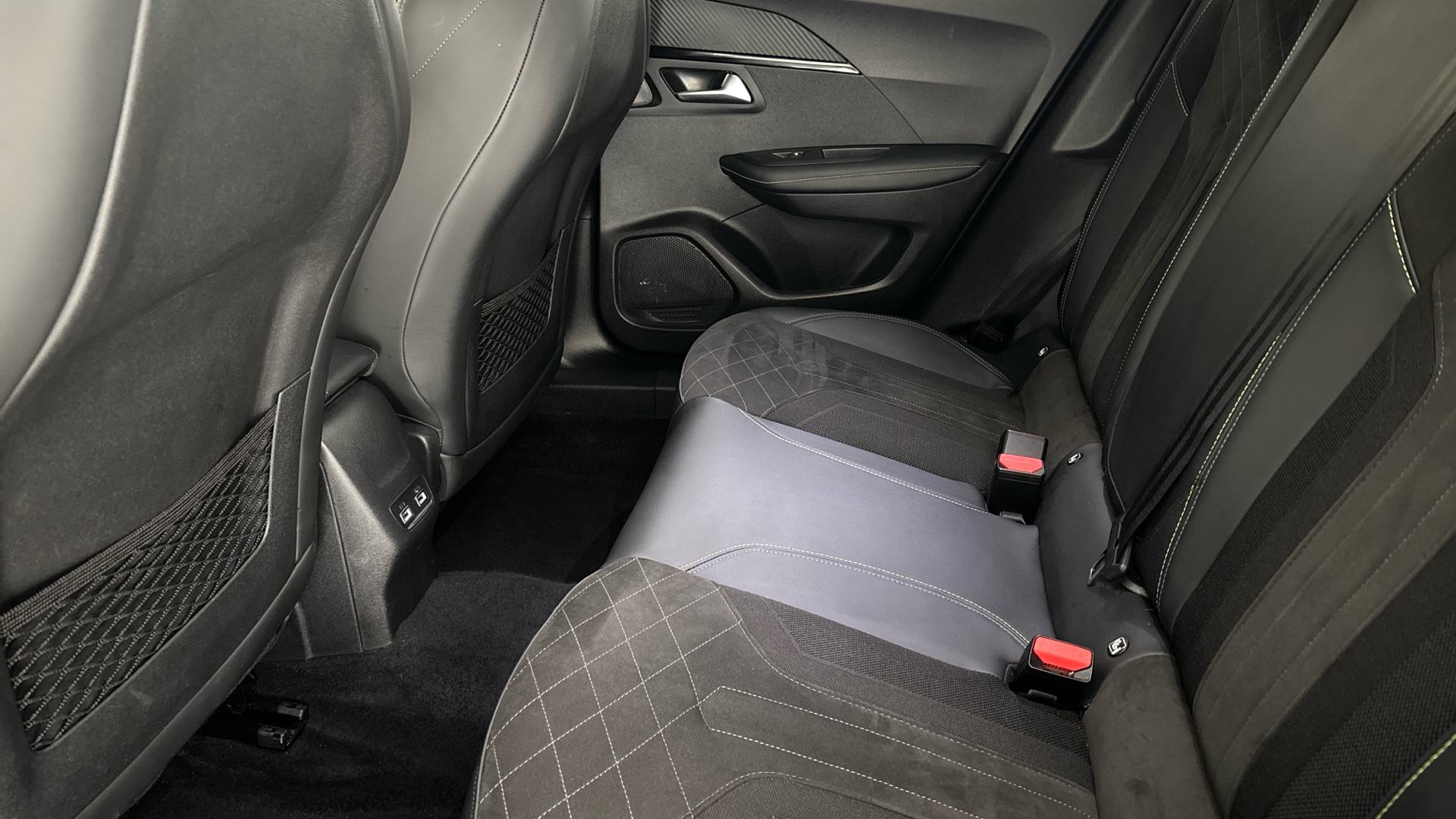 4020873 100kW GT Premium 50kWh 5dr Auto