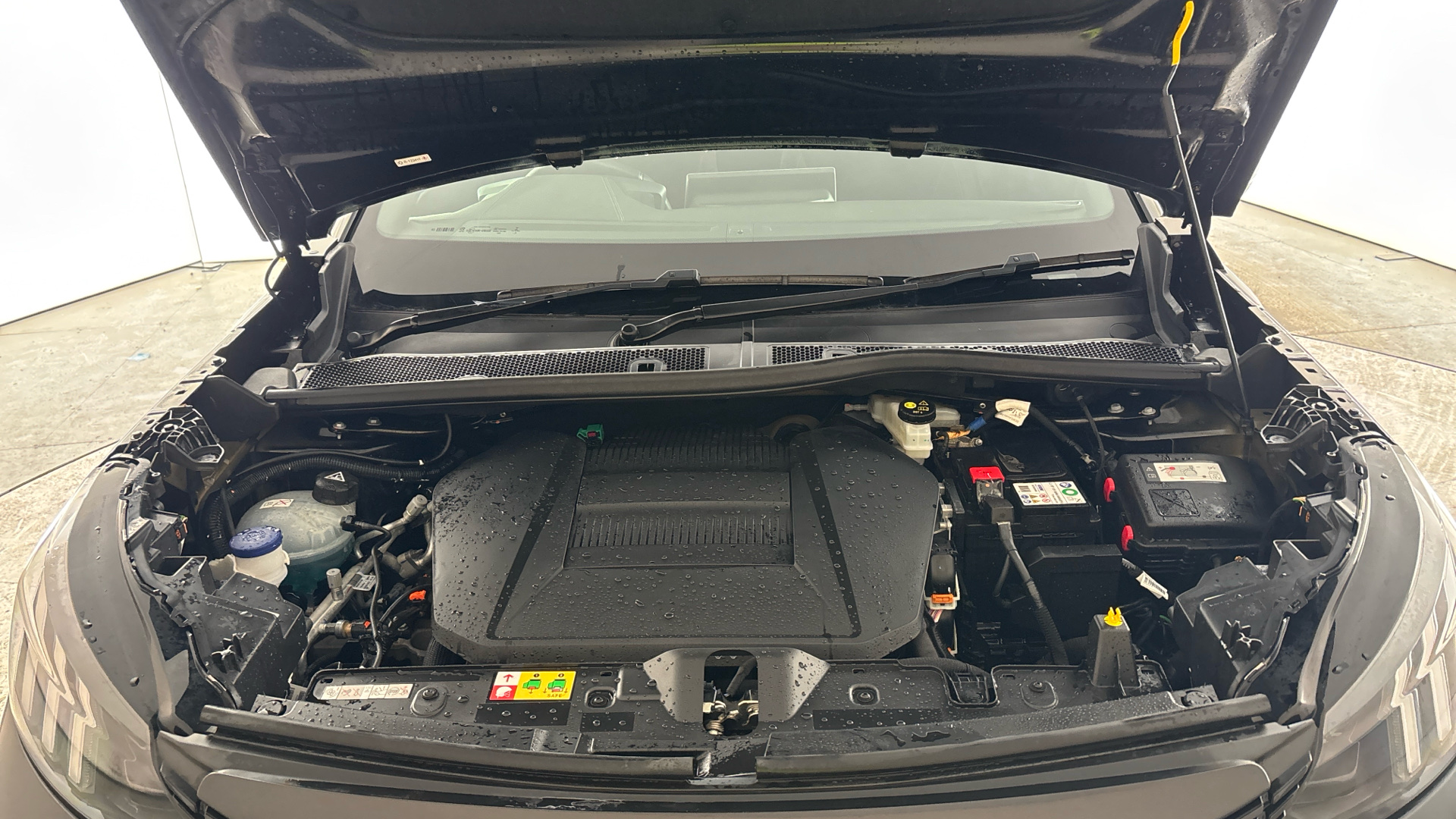 4020873 100kW GT Premium 50kWh 5dr Auto