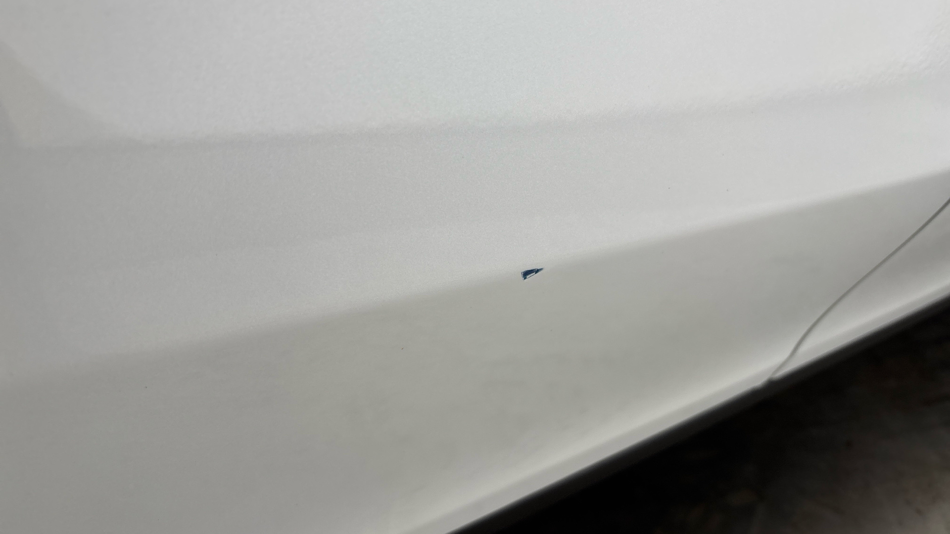 4020684 RWD 5dr Auto