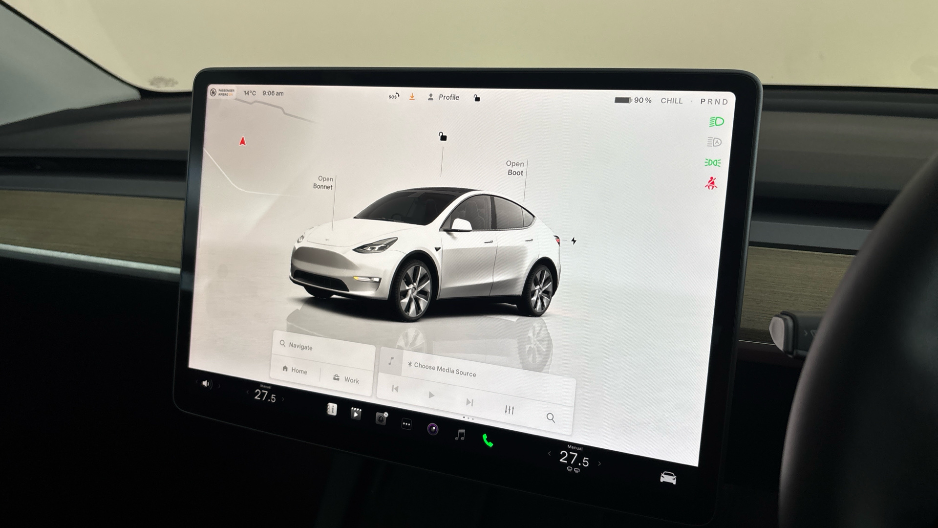 4020684 RWD 5dr Auto