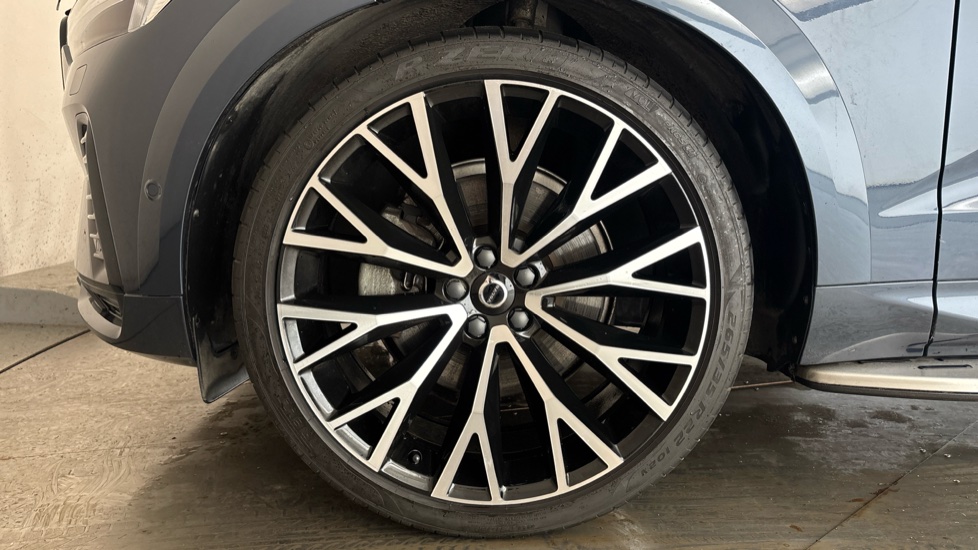 VOLVO XC60 Image 17