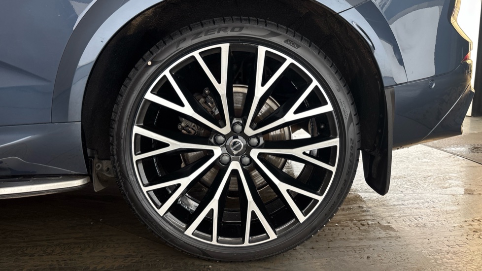 VOLVO XC60 Image 18