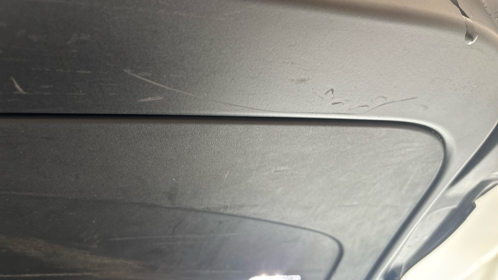 LAND ROVER RANGE ROVER SPORT scratches