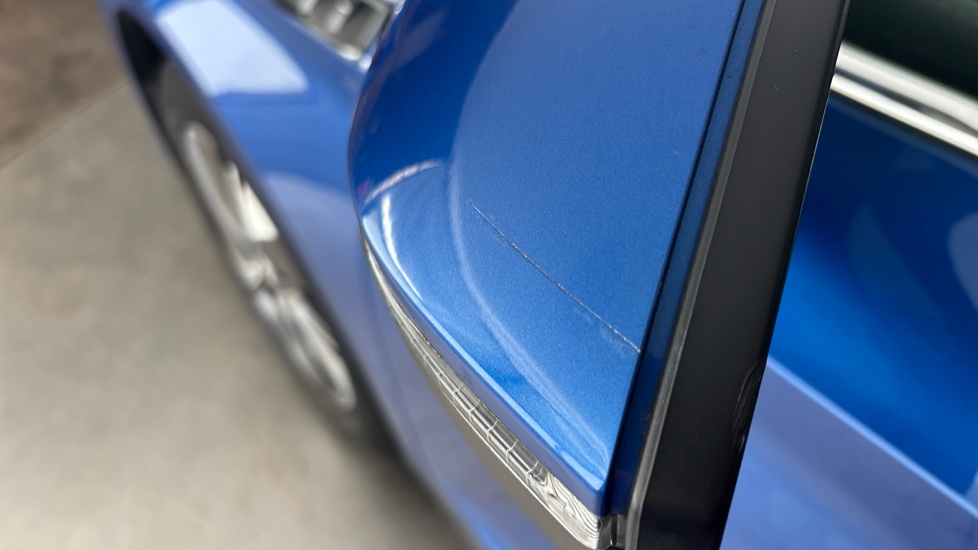 SKODA ENYAQ scratches
