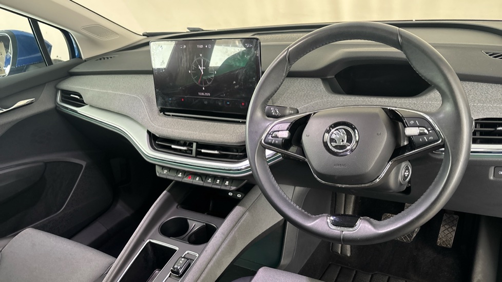SKODA ENYAQ Image 9