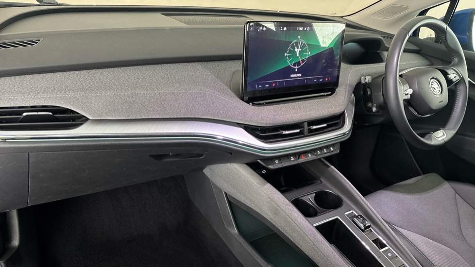 SKODA ENYAQ Image 10