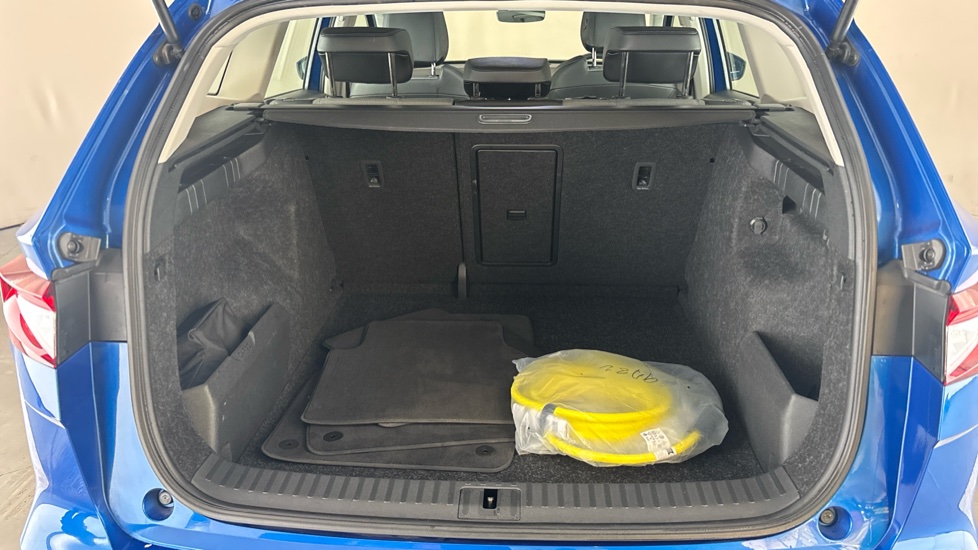 SKODA ENYAQ Image 15