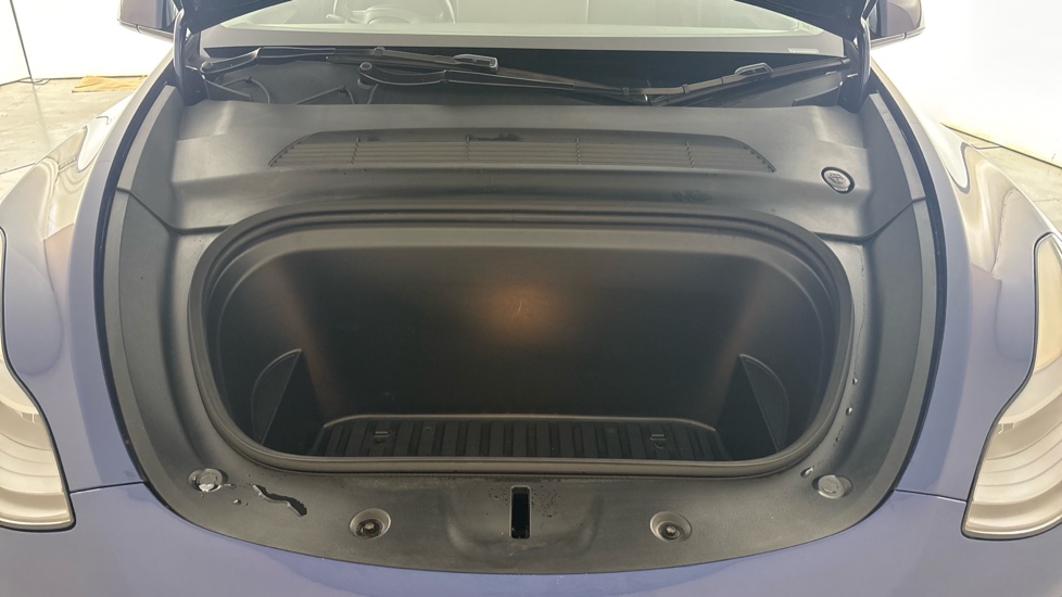 TESLA MODEL Y Image 16