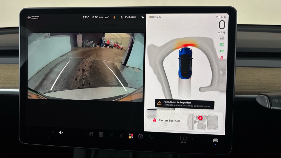 TESLA MODEL Y reverse camera
