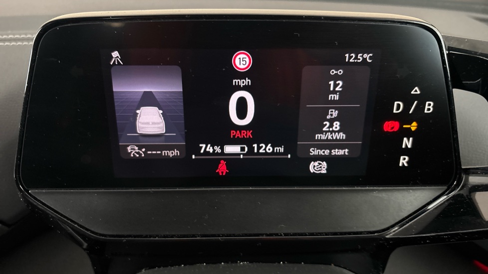 VOLKSWAGEN ID.4 Image 13