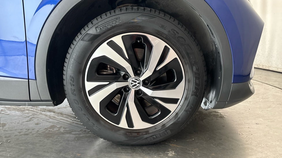 VOLKSWAGEN ID.4 Image 20