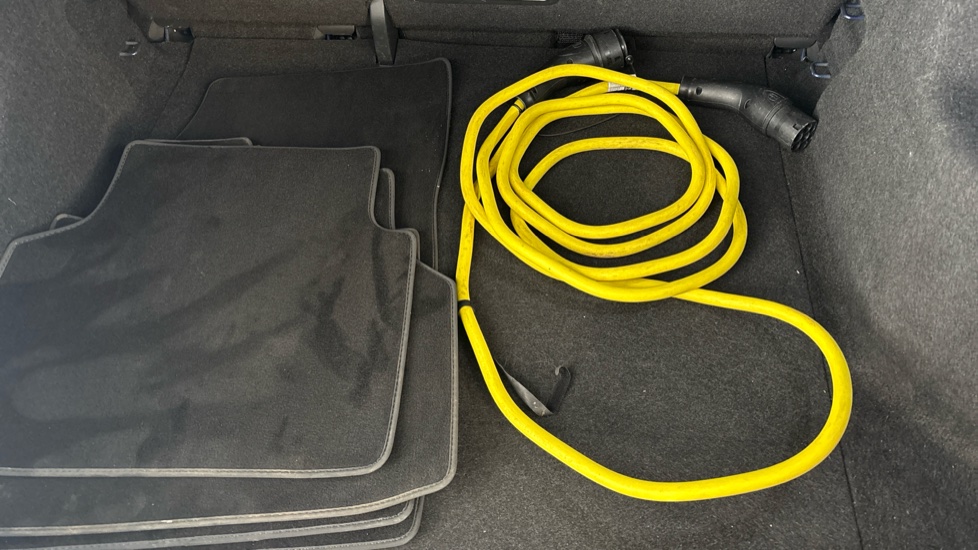 VOLKSWAGEN ID.4 Image 22