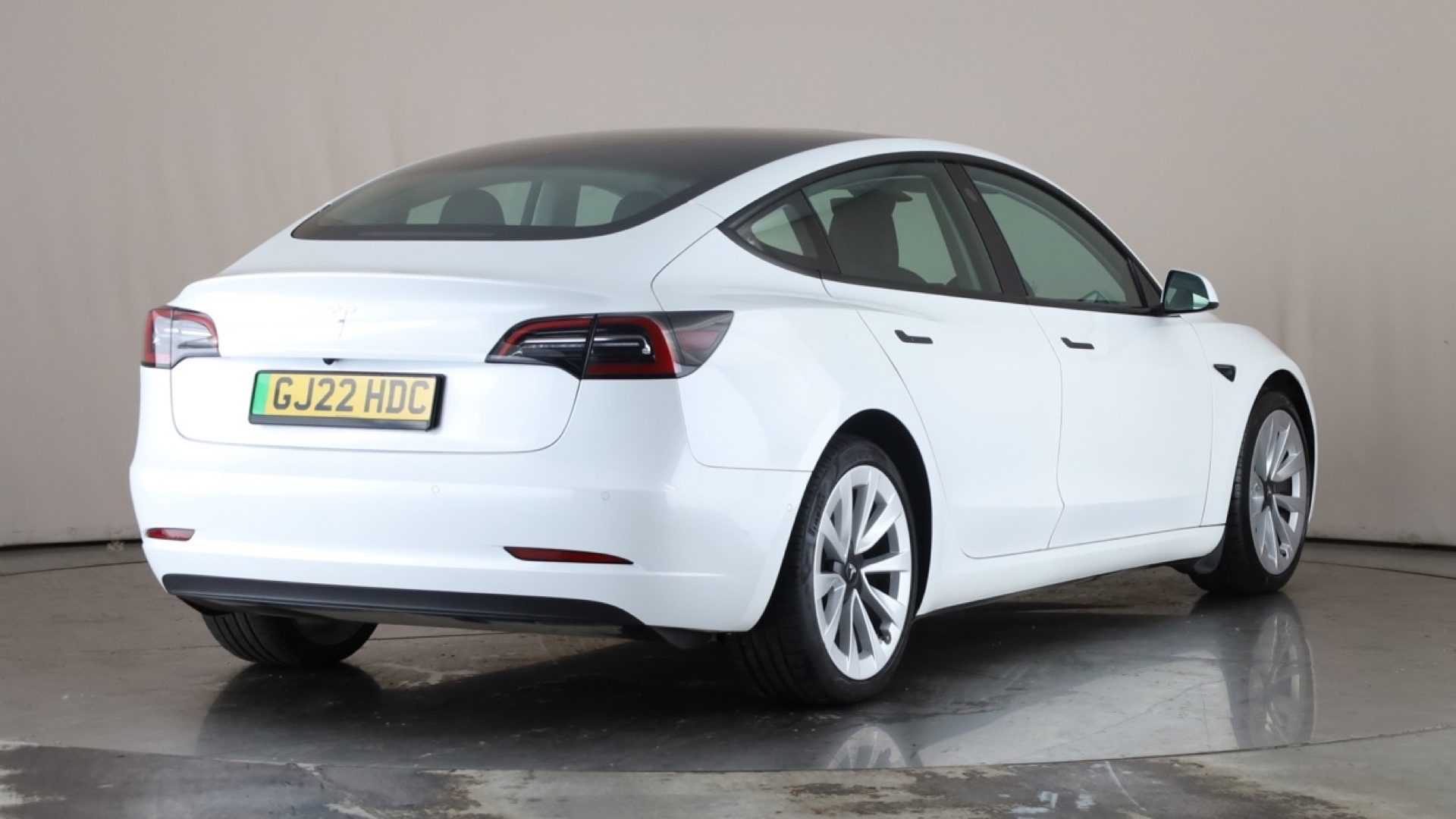 Tesla Model 3 RWD 4dr Auto