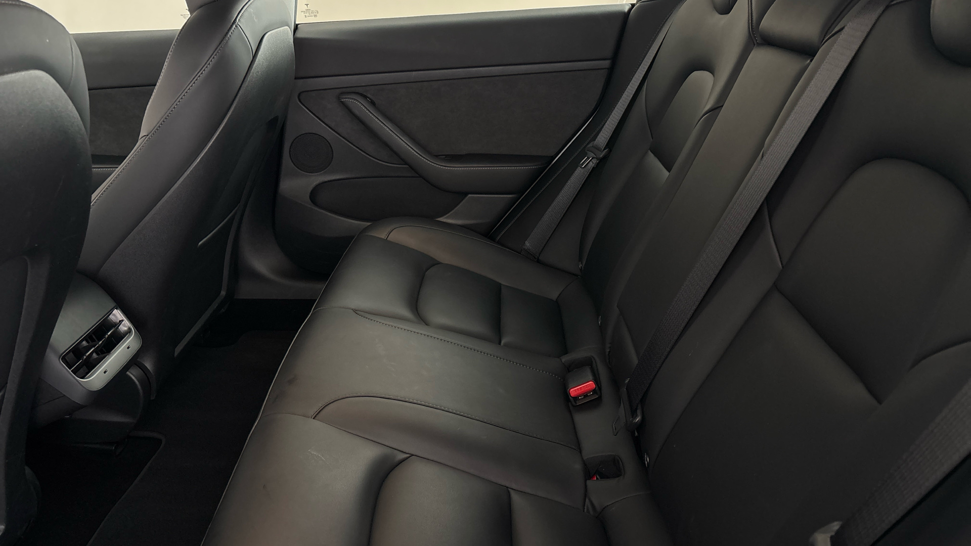 Tesla Model 3 RWD 4dr Auto
