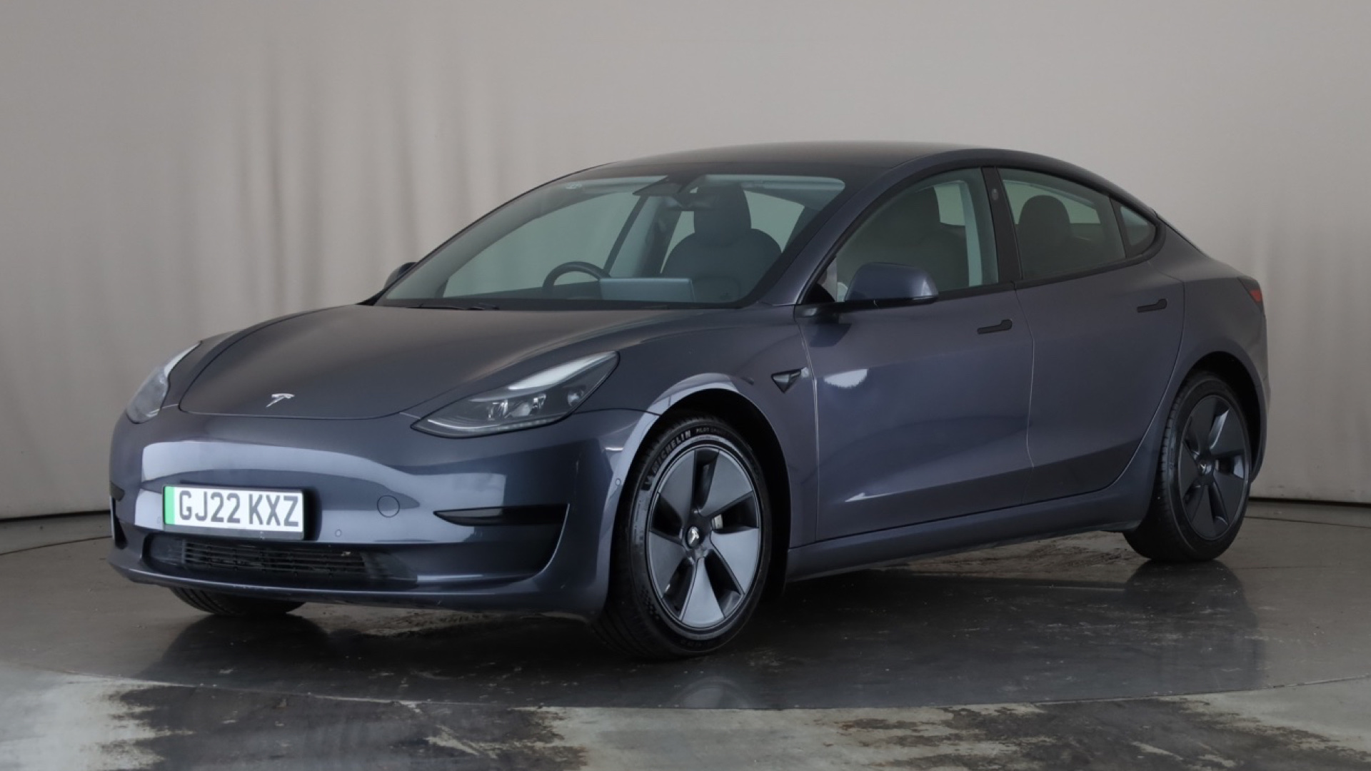 Tesla Model 3 RWD 4dr Auto