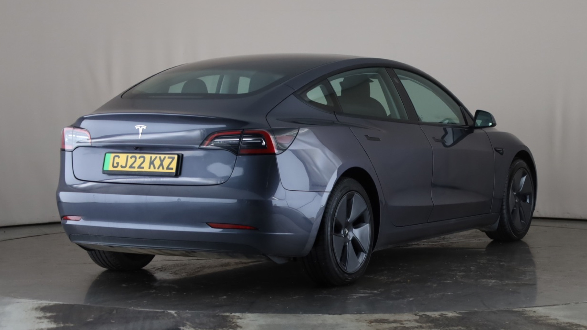 Tesla Model 3 RWD 4dr Auto
