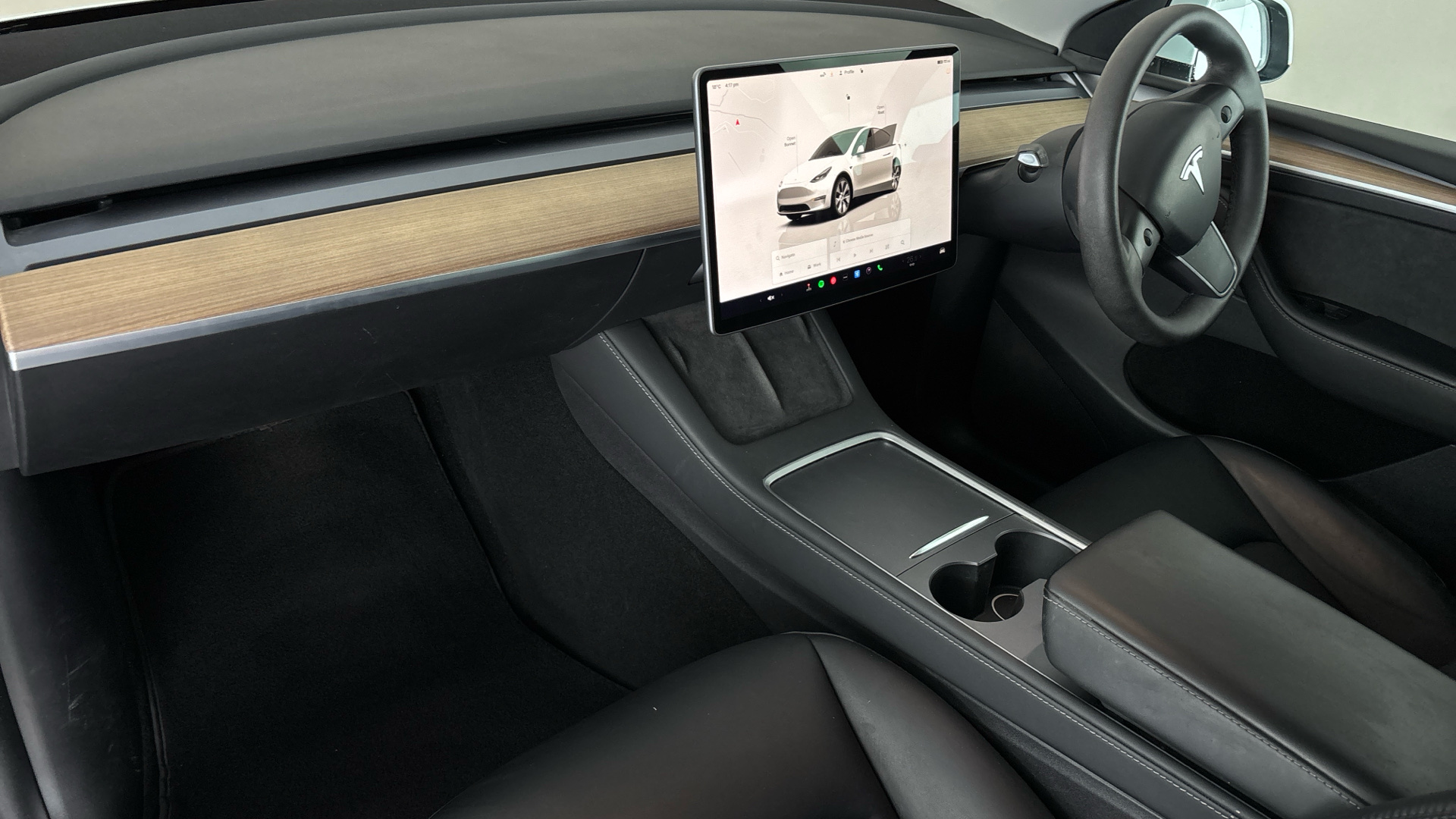 Tesla Model Y Long Range AWD 5dr Auto