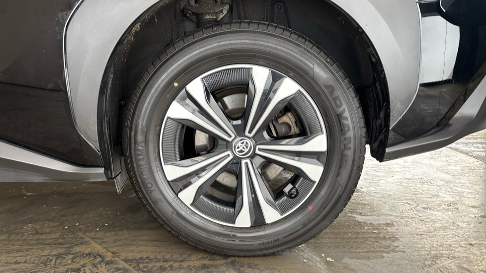 Toyota BZ4X Image 18