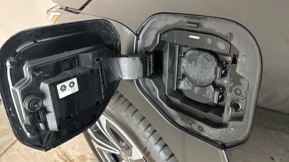 Toyota BZ4X Image 21