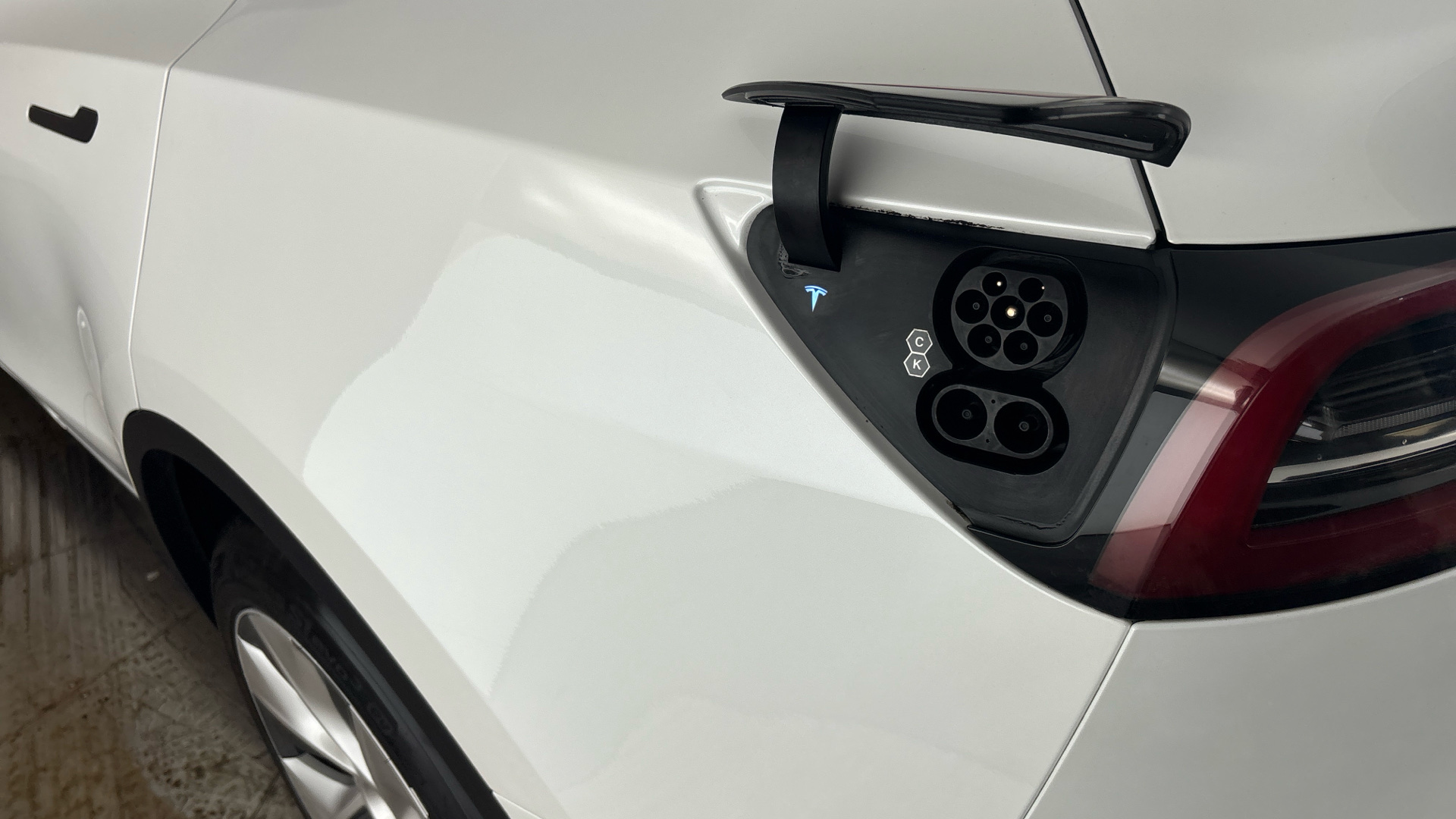 4020746 Long Range AWD 5dr Auto