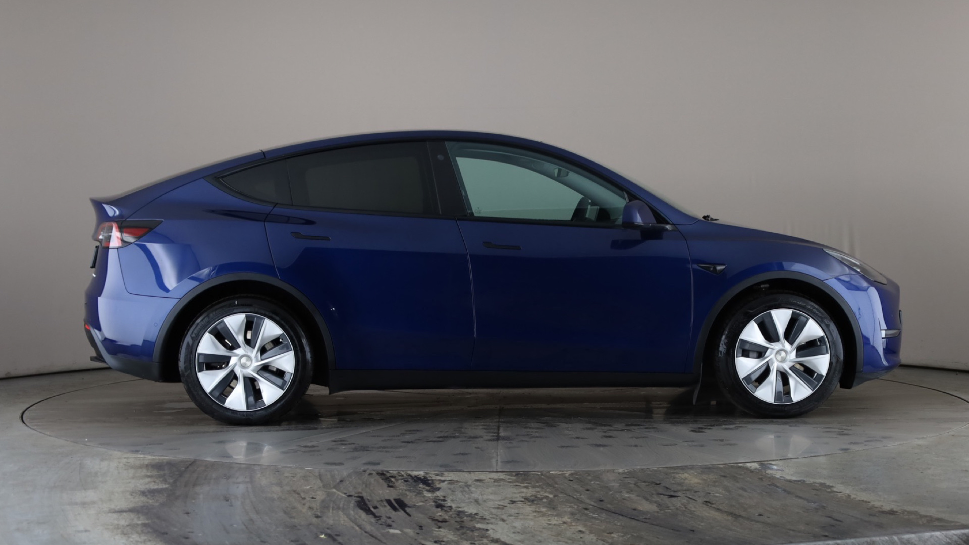 4020657 Long Range AWD 5dr Auto