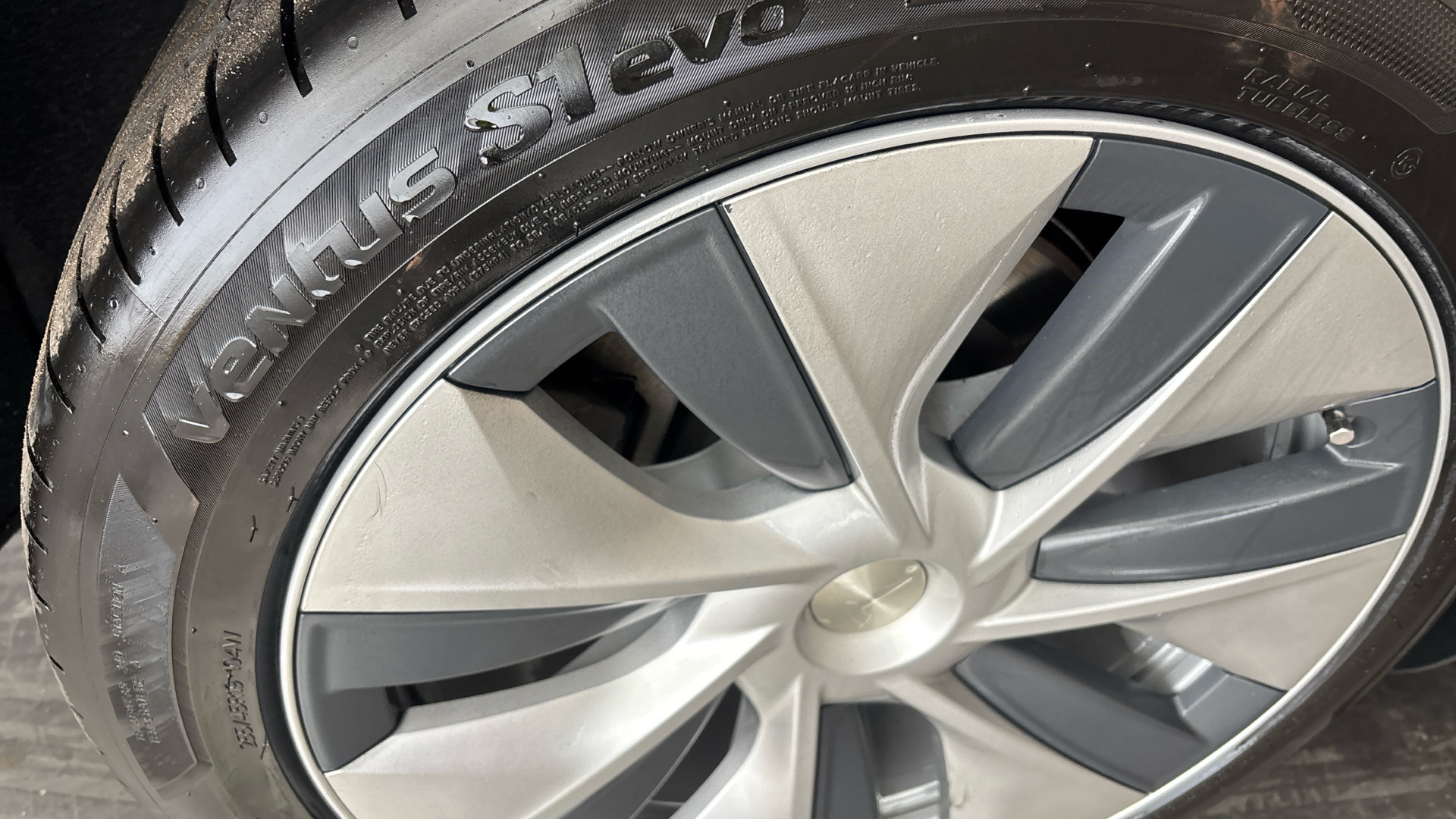 4020657 Long Range AWD 5dr Auto