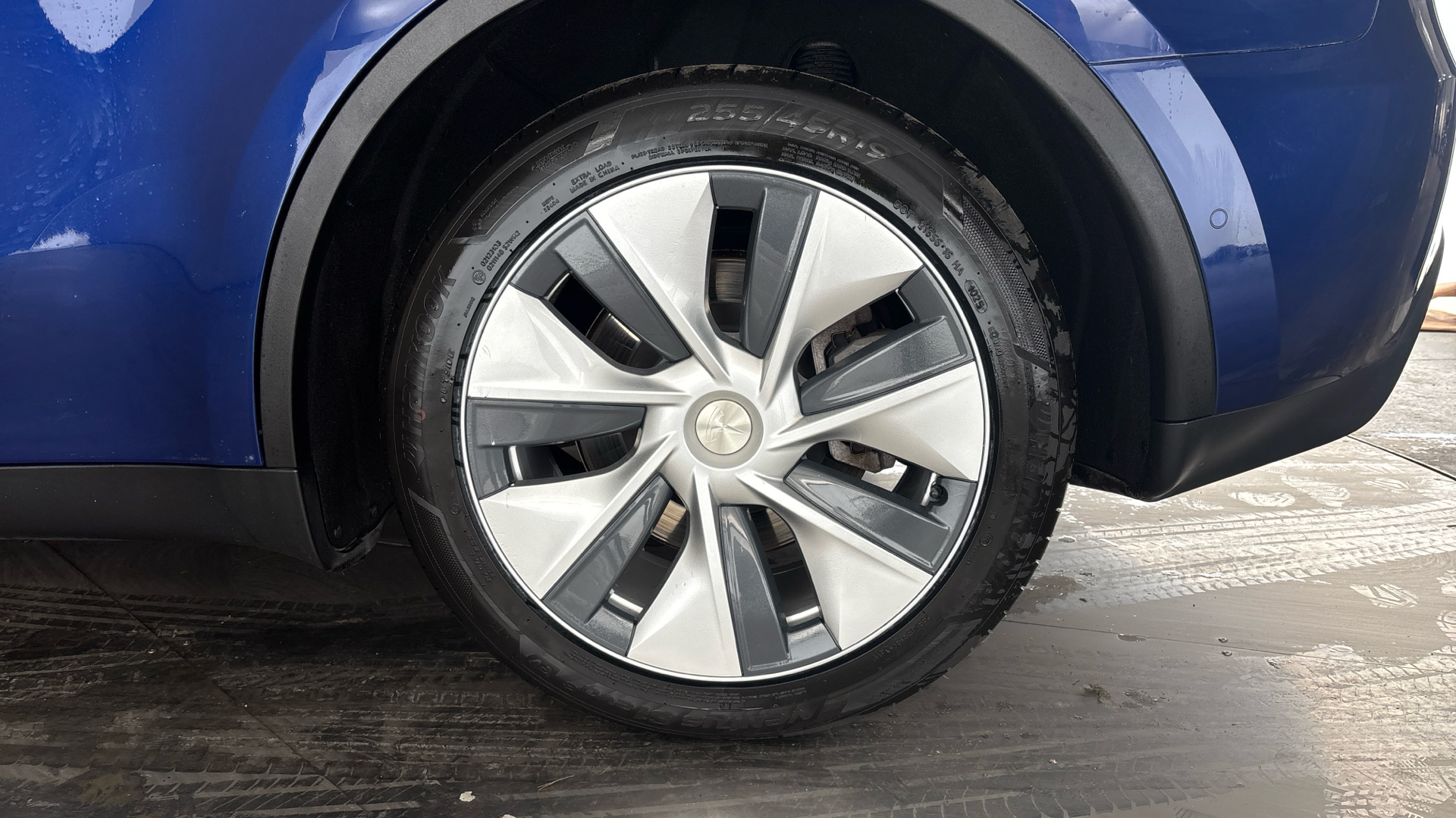 4020657 Long Range AWD 5dr Auto