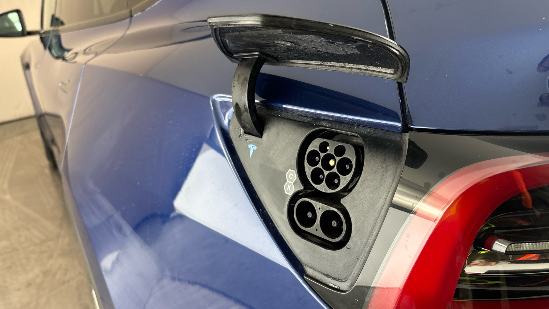 4020657 Long Range AWD 5dr Auto