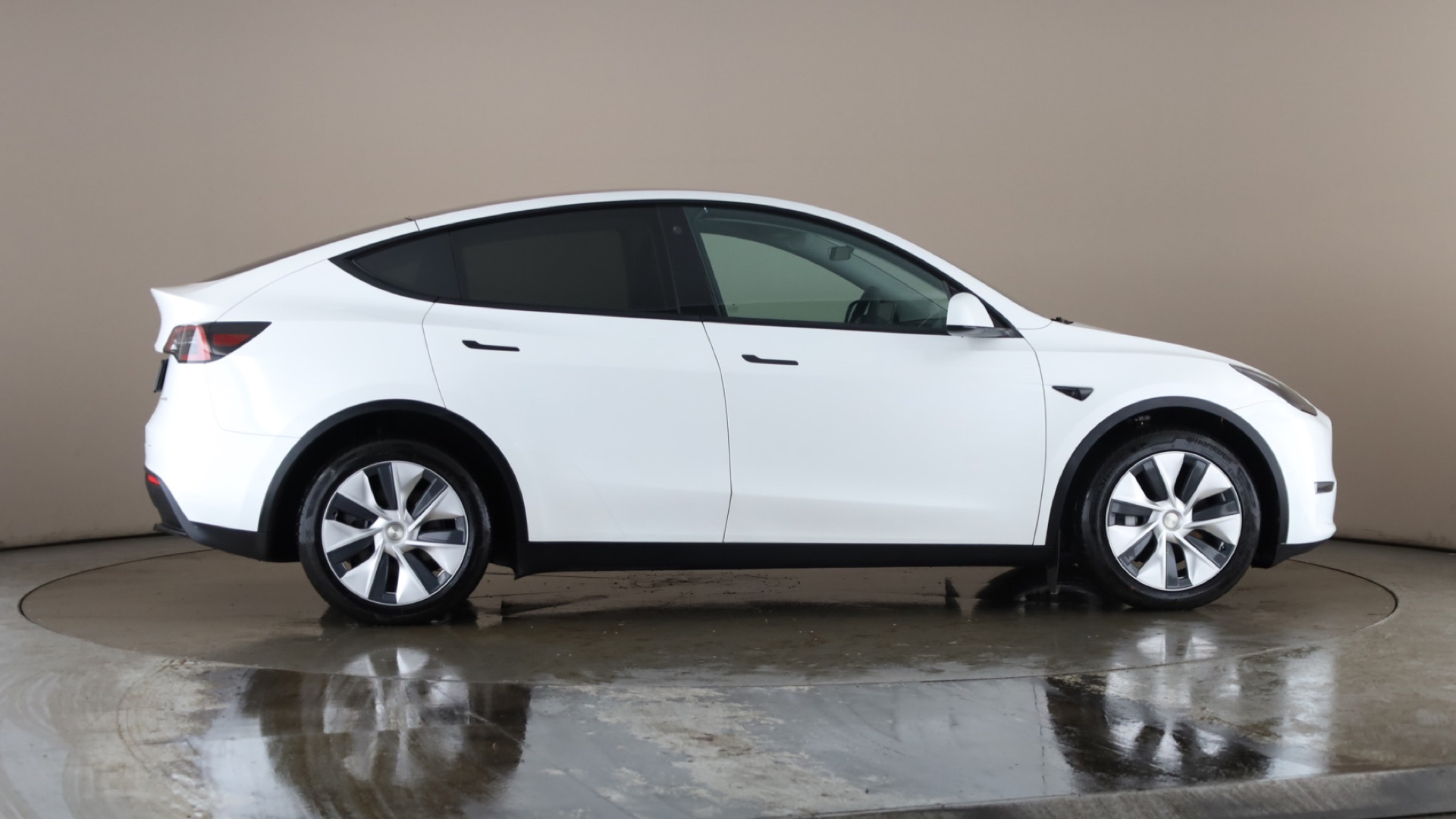 4020636 Long Range AWD 5dr Auto