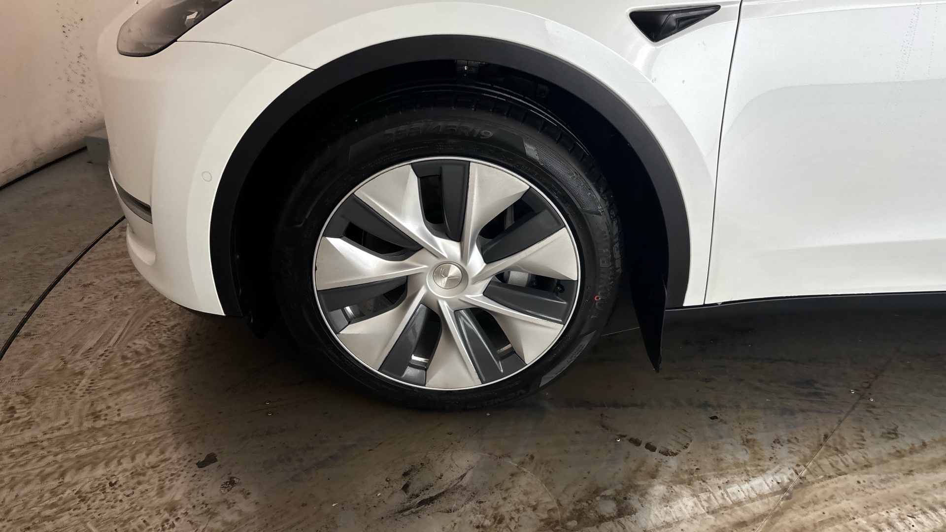 4020636 Long Range AWD 5dr Auto