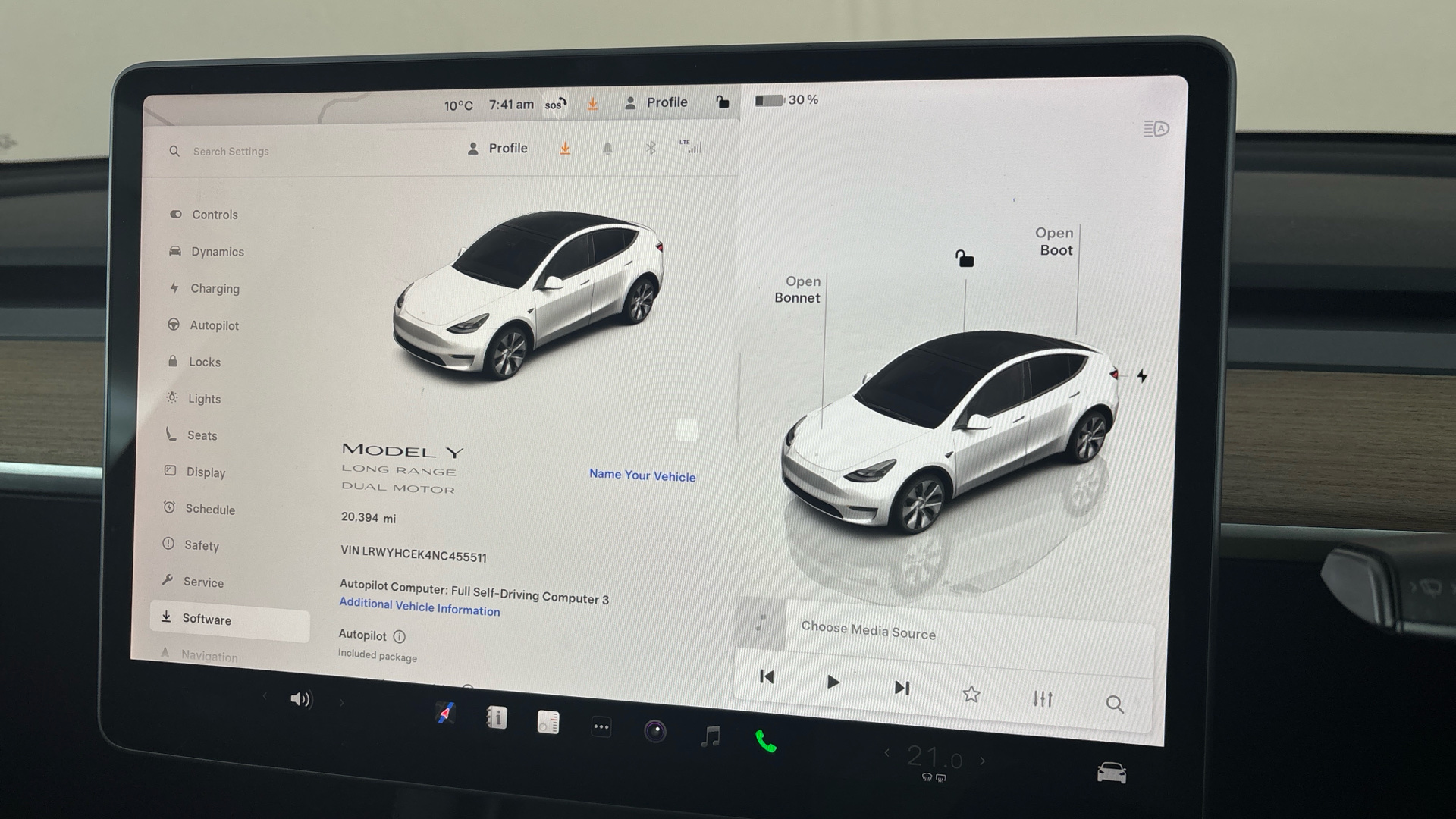 4027508 Long Range AWD 5dr Auto