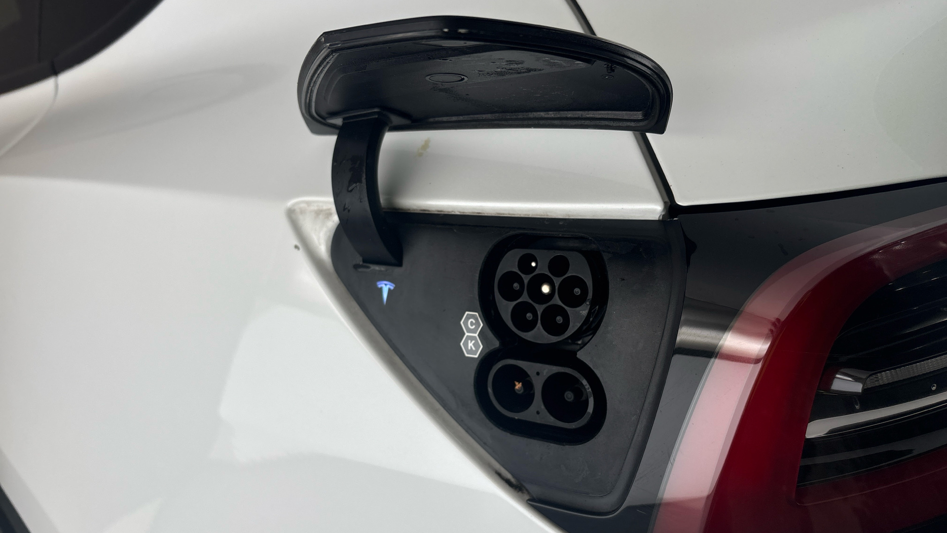 4027508 Long Range AWD 5dr Auto