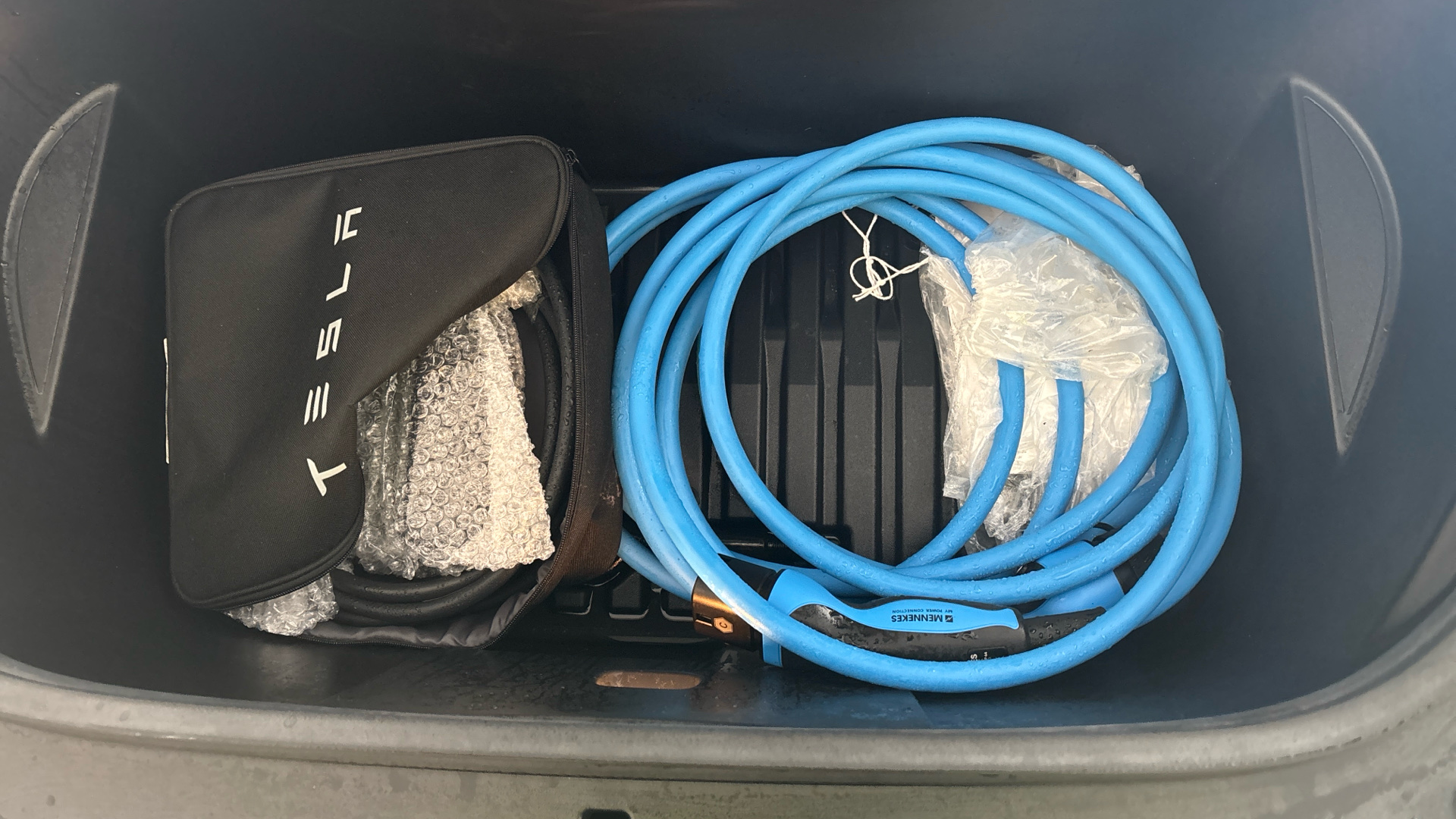 4027508 Long Range AWD 5dr Auto