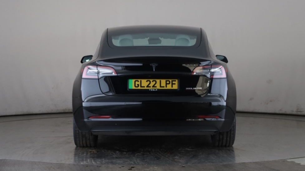 TESLA MODEL 3 Image 4
